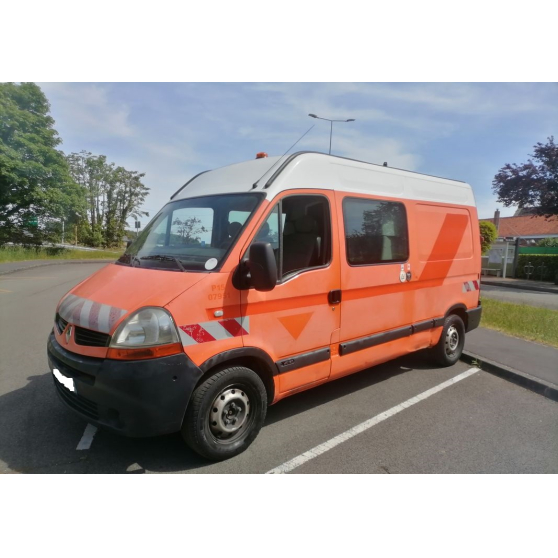 Renault Master 2.5 dci 120 L2H2 7 places